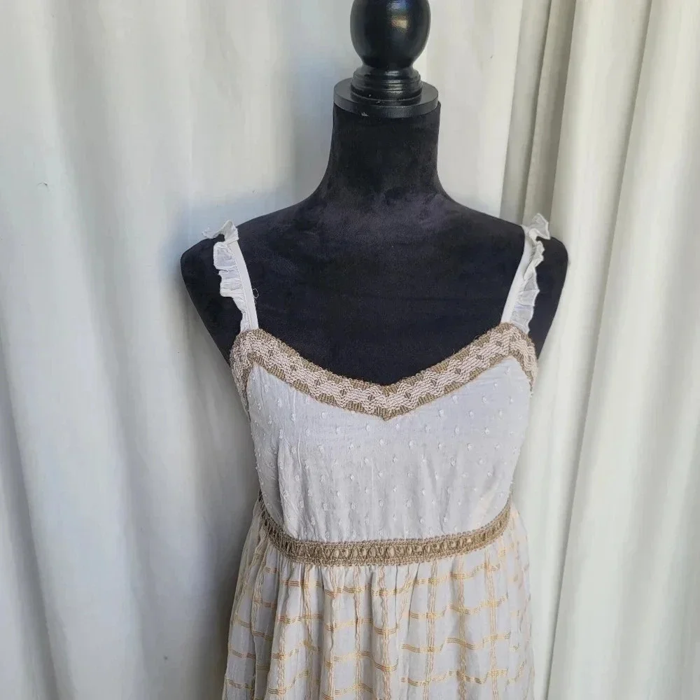 NWT White Maxi Dress Sleveless Embroidere Trim Tassels Flowy Summer Beach Long S